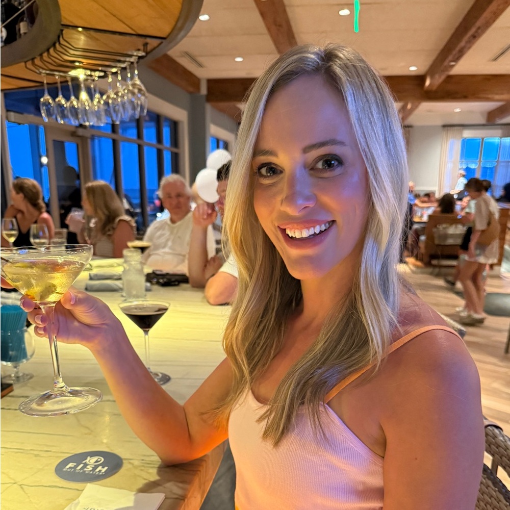 Meet your Posher, Robyn